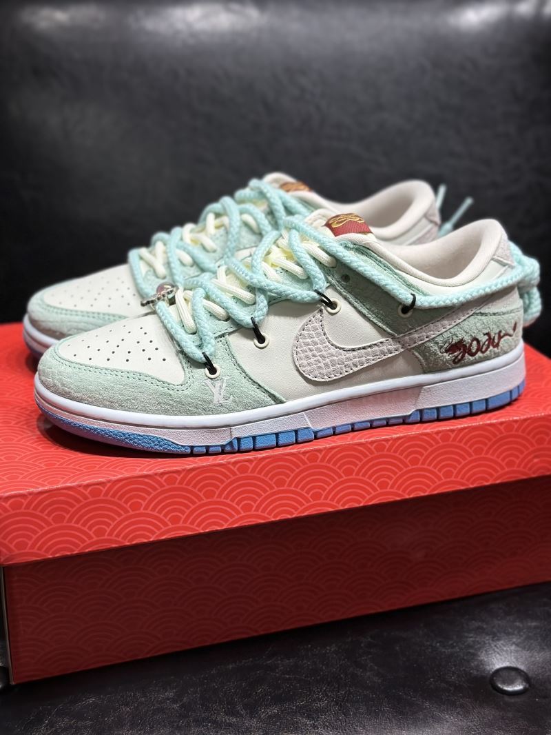 Nike Dunk Shoes